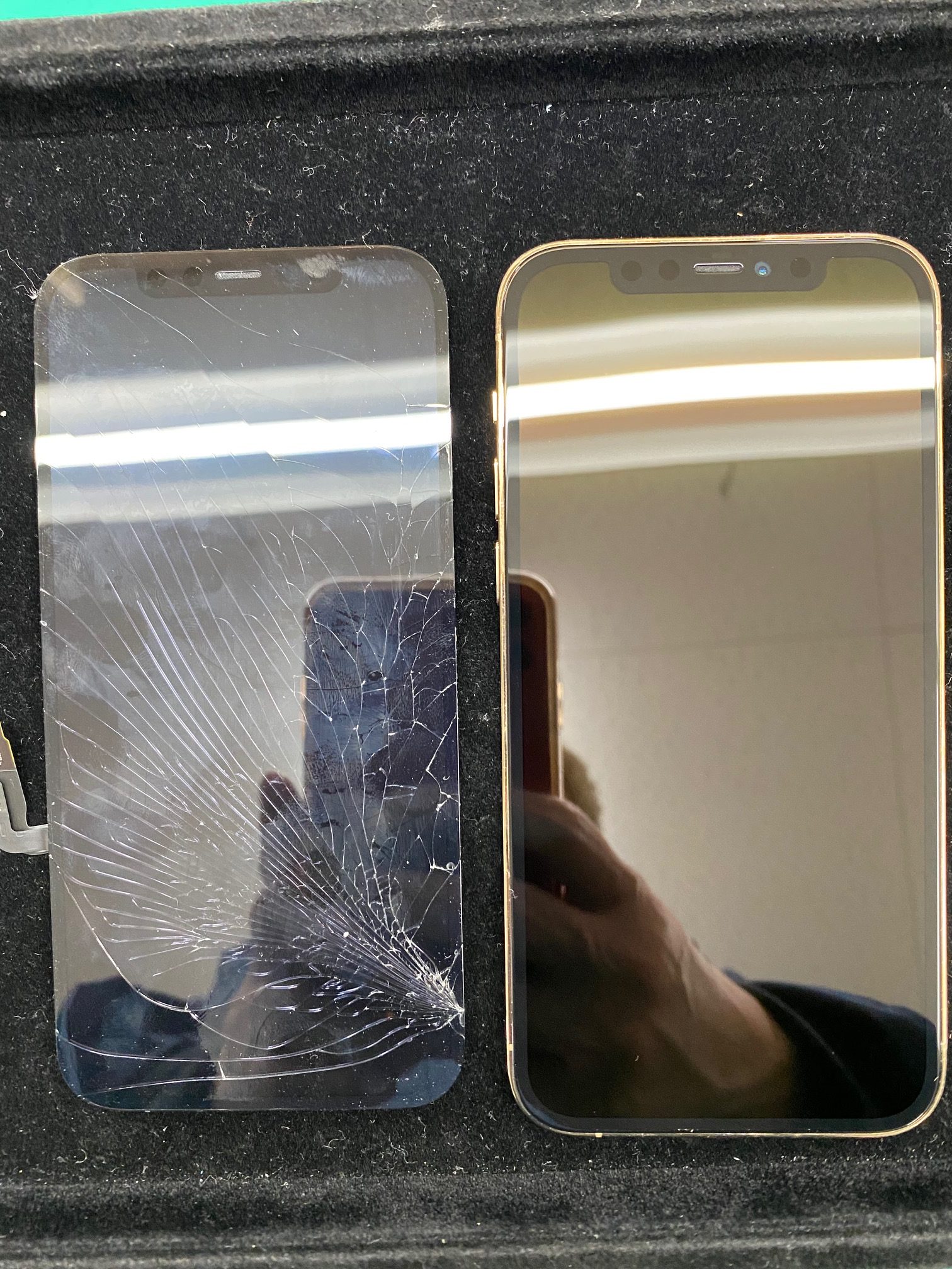 iPhone12Pro画面ガラス割れ修理